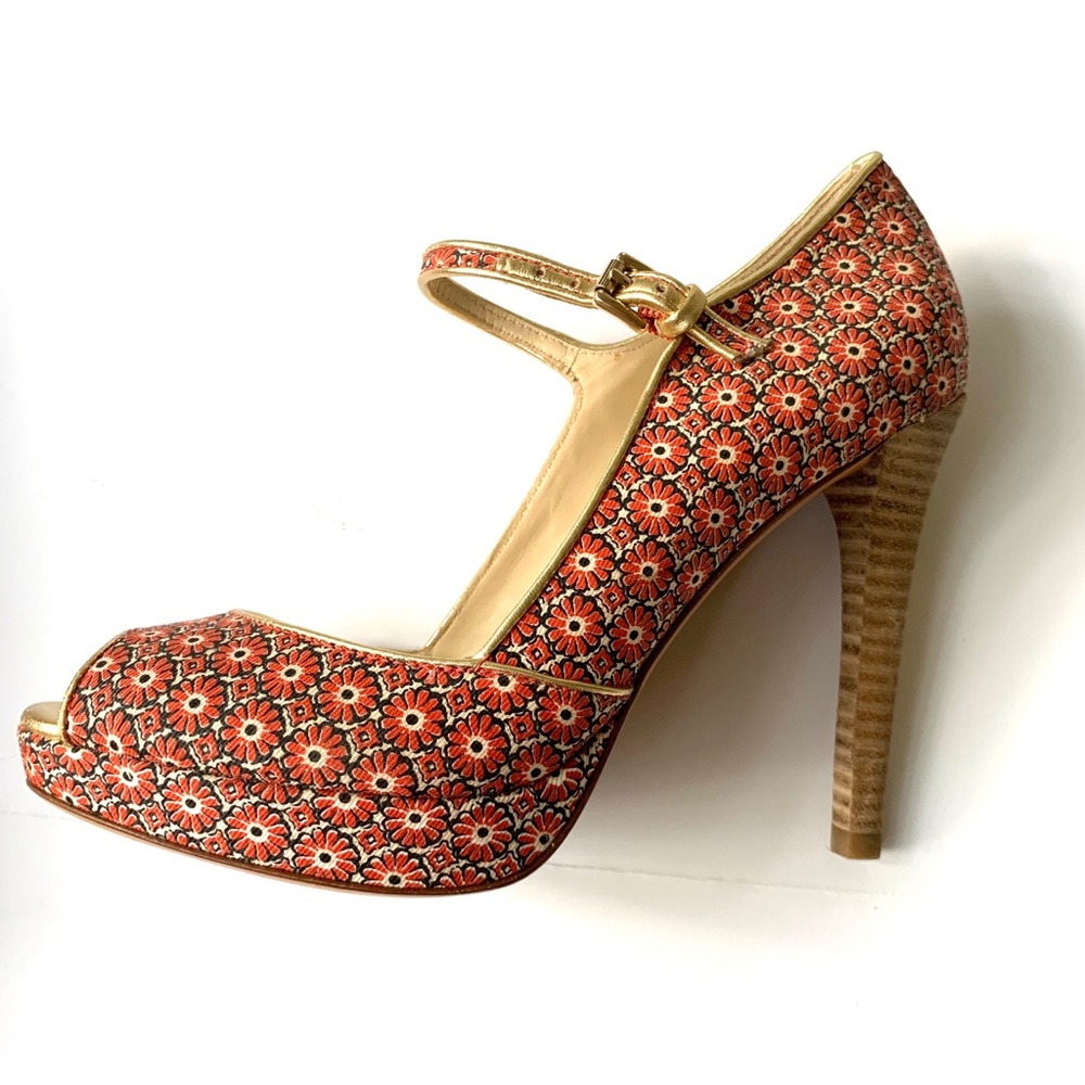 Coach Shea Mary Jane/Peep Toe  sz 6 Worn once!